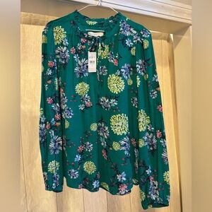 NEW WITH TAGS! Women’s Small LOFT Green Floral Blouse NWT